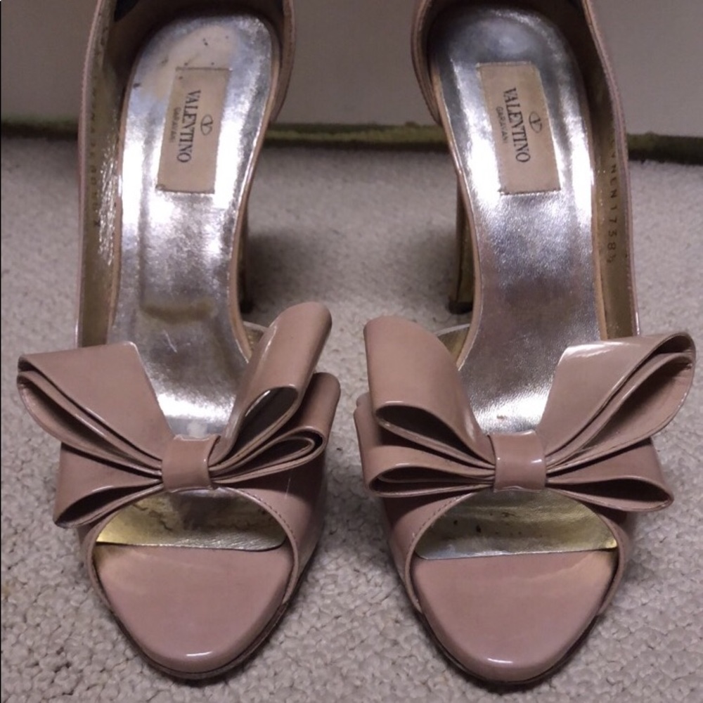 Valentino Garavani Couture D’orsay Bow Pumps